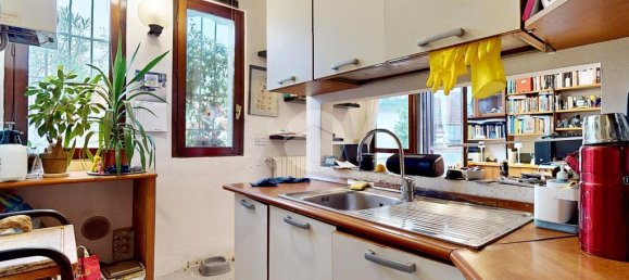 Квартира с 1 спальней в Милан, Италия № 243605 8