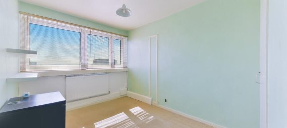 2 bedrooms Apartment in London, United Kingdom No. 9939 13