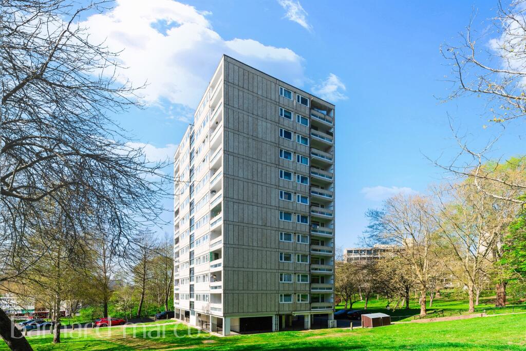 2 bedrooms Apartment in London, United Kingdom No. 9939