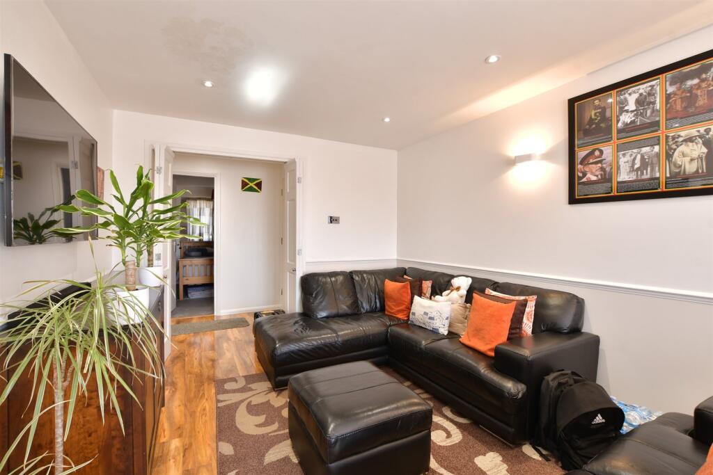 2 Schlafzimmer Wohnung in Essex, United Kingdom, Nr. 4173