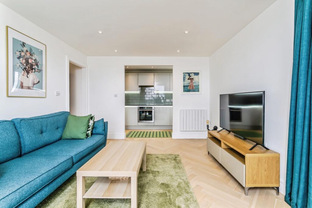 Квартира с 2 спальнями в Кройдон, Великобритания № 7931