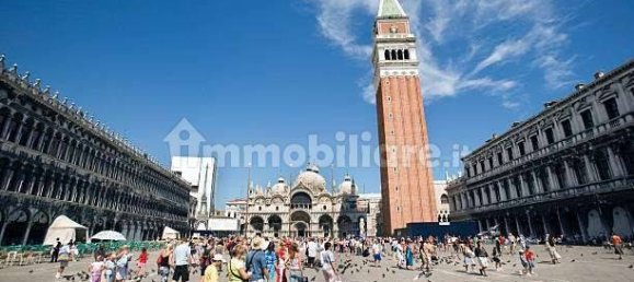 4-salle Propriété commerciale à Venice, Italy No. 61819 15