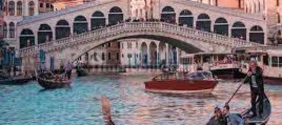 4-salle Propriété commerciale à Venice, Italy No. 61819 9