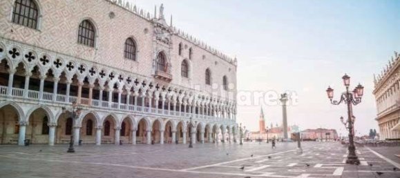 4-salle Propriété commerciale à Venice, Italy No. 61819 18