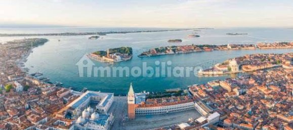 4-salle Propriété commerciale à Venice, Italy No. 61819 21