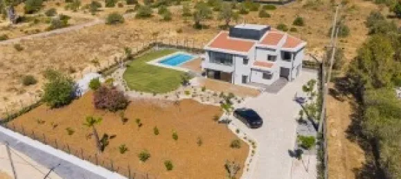 5 bedrooms Villa in Almancil, Portugal No. 31972 2