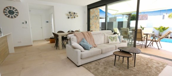 3 غرف نوم فيلا في Alicante, Spain رقم 188381 31