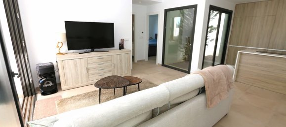 3 غرف نوم فيلا في Alicante, Spain رقم 188381 38