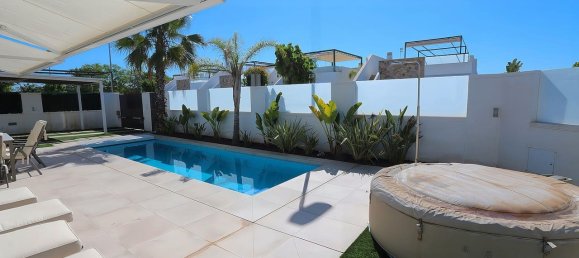 3 غرف نوم فيلا في Alicante, Spain رقم 188381 7