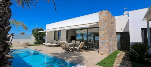 3 غرف نوم فيلا في Alicante, Spain رقم 188381 41