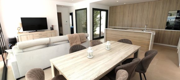 3 غرف نوم فيلا في Alicante, Spain رقم 188381 22