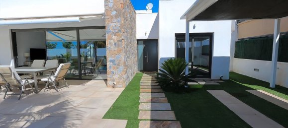 3 غرف نوم فيلا في Alicante, Spain رقم 188381 15