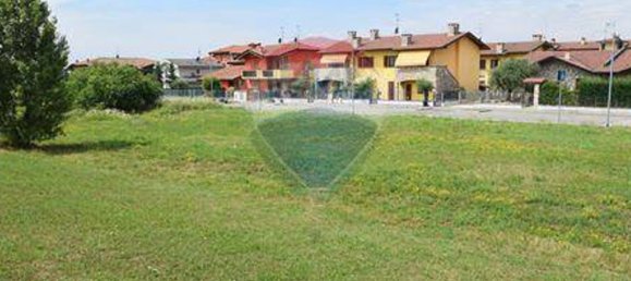 810m² Land in Bolgare, Italy No. 58514 9