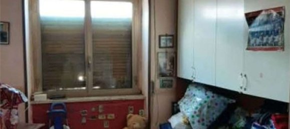 Apartamento de 5 habitaciónes en Caserta, Italy No. 94003 8