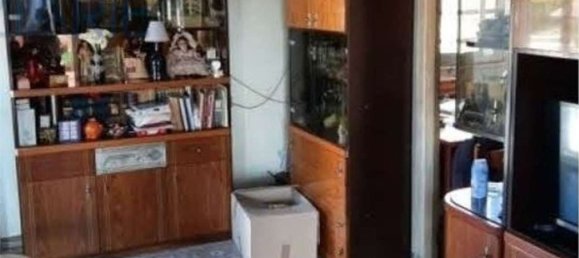 Apartamento de 5 habitaciónes en Caserta, Italy No. 94003 3