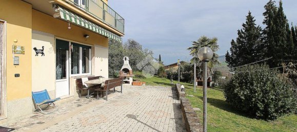 Villa de 5 habitaciónes en Teramo, Italy No. 107940 2