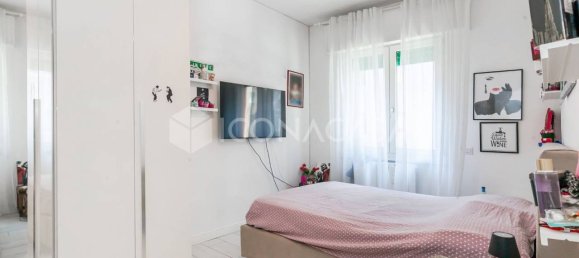 3 rooms Apartment in Milan, Italy No. 301352 23