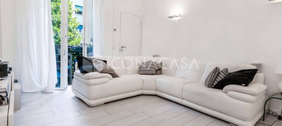 3 rooms Apartment in Milan, Italy No. 301352 4