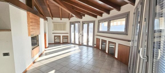 3 rooms Villa in Induno Olona, Italy No. 5080 3