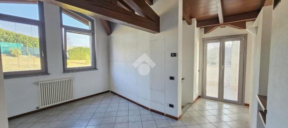 3 rooms Villa in Induno Olona, Italy No. 5080 7