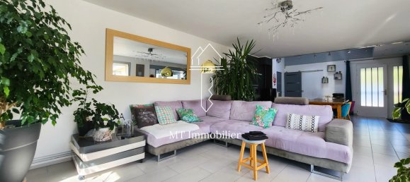 4 bedrooms House in Teneur, France No. 250462 3