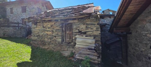 3 Schlafzimmer Haus in Saint Marcel, Italy, Nr. 379026 11