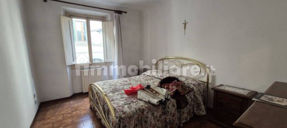 4 bedrooms Apartment in Florence, Italy No. 14065 8