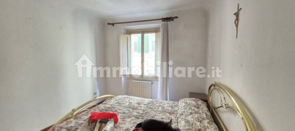 4 bedrooms Apartment in Florence, Italy No. 14065 9