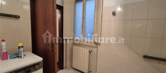 4 bedrooms Apartment in Florence, Italy No. 14065 13