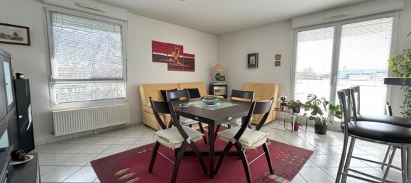 2 bedrooms Apartment in Saint-Louis, France No. 75342 3