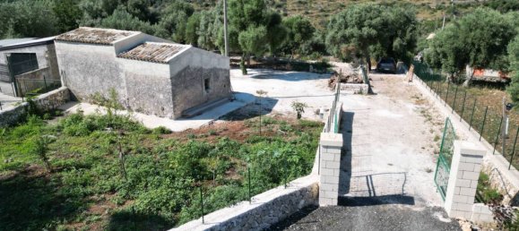 2 rooms House in Canicattini Bagni, Italy No. 356391 2