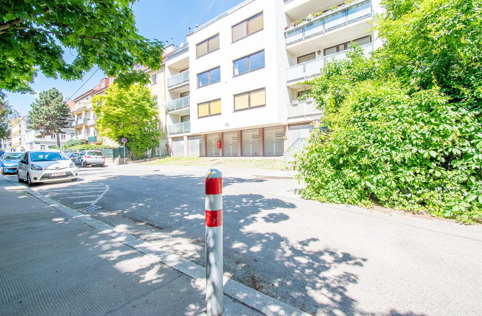 2 rooms Apartment in Penzing, Austria No. 131482