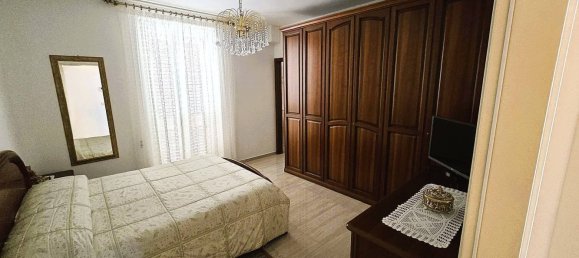 4 bedrooms House in San Benedetto del Tronto, Italy No. 320765 18