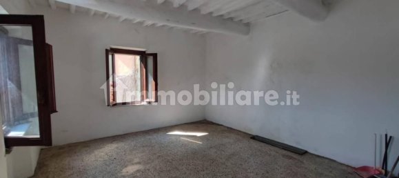 3 bedrooms House in Pisa, Italy No. 135011 16