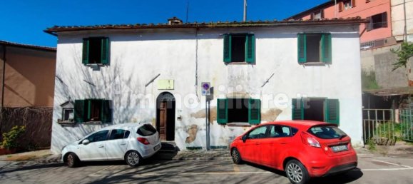 3 bedrooms House in Pisa, Italy No. 135011 20