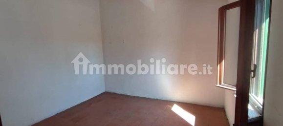 3 bedrooms House in Pisa, Italy No. 135011 4