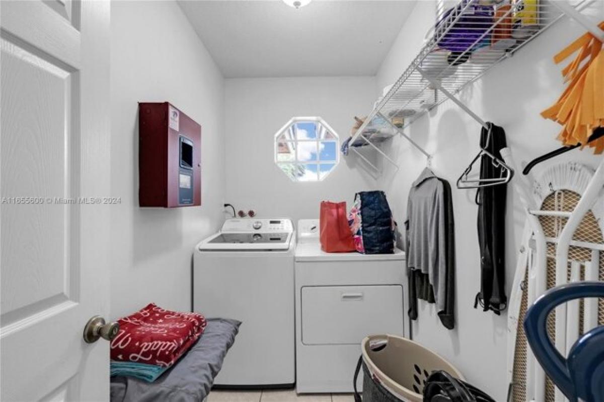 4 bedrooms House in Miami, USA No. 209433