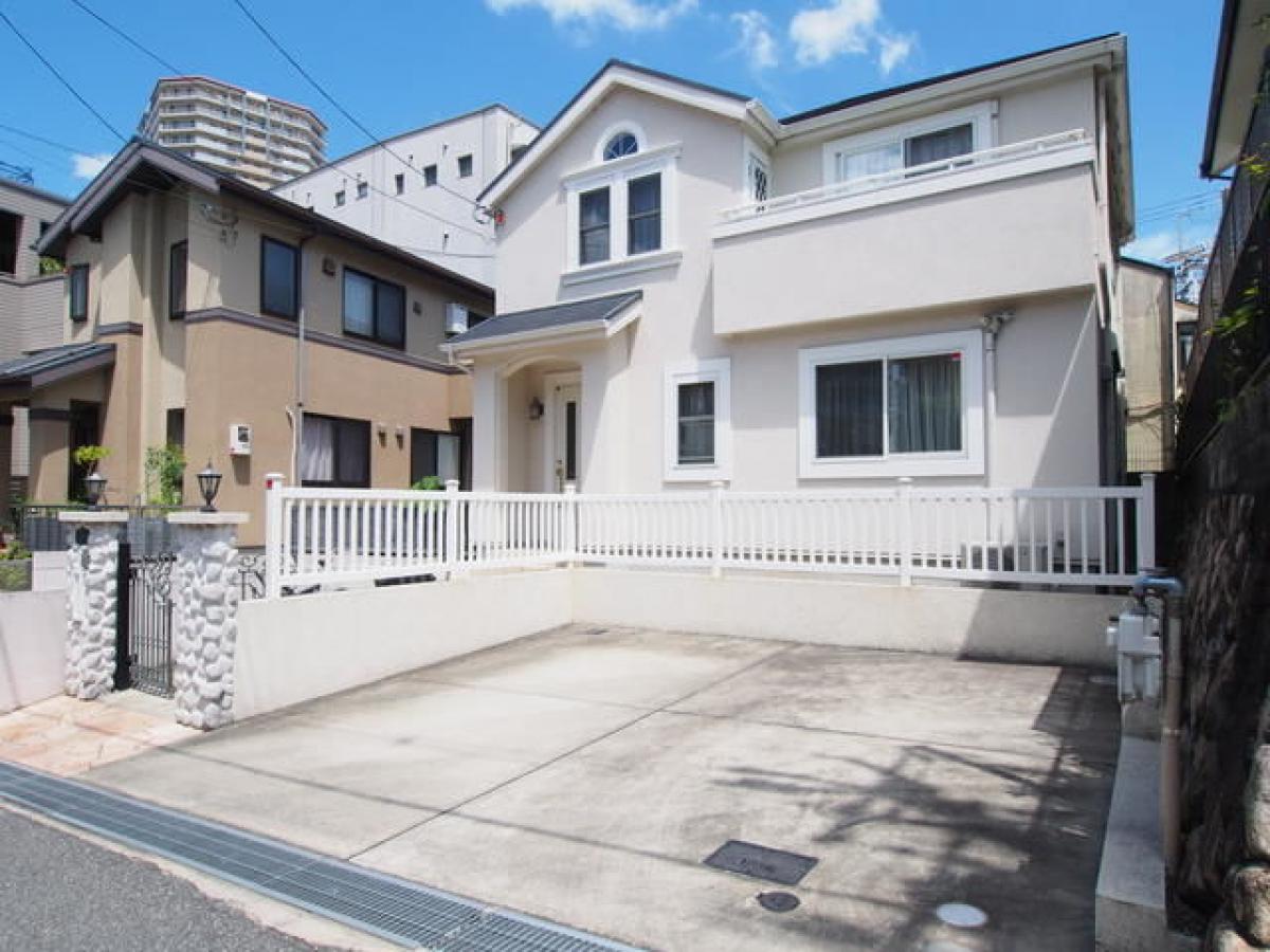 4 bedrooms House in Hyogo, Japan No. 9017