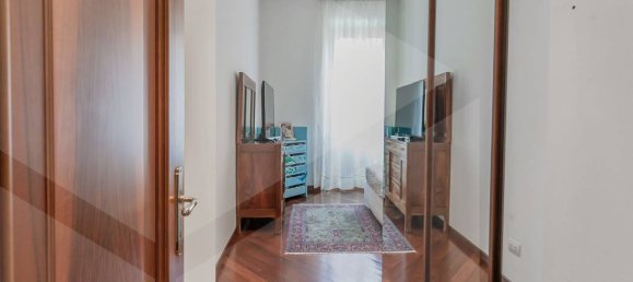 4 rooms Apartment in Milan, Italy No. 241706 34