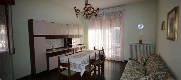 4-salle Appartement à Olgiate Comasco, Italy No. 102289 4