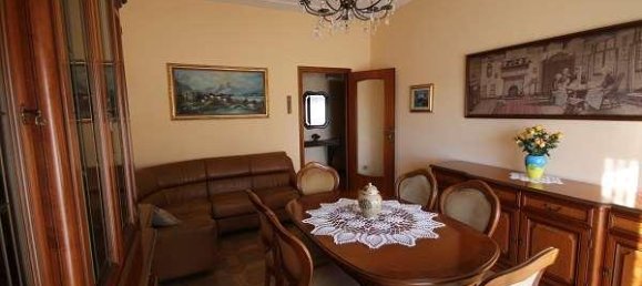 4-salle Appartement à Olgiate Comasco, Italy No. 102289 2