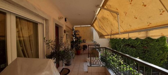 3 bedrooms Property in Pylaia, Greece No. 2664 3