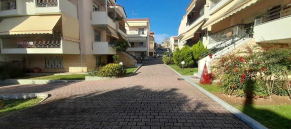 3 bedrooms Property in Pylaia, Greece No. 2664 28