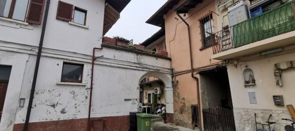 3غرفة منزل ذو طابقين في Trezzo sull'Adda, Italy رقم 14051 2