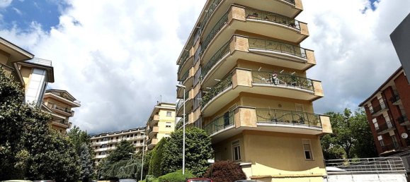 2 rooms Apartment in Avellino, Italy No. 303585 2