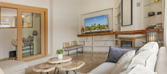 5 bedrooms Villa in Alhaurin de la Torre, Spain No. 133755 10