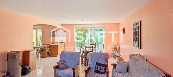 Casa de 3 dormitorios en OEting, France No. 245111 2