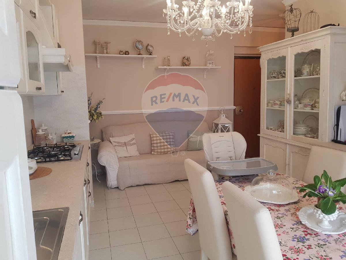 Квартира с 2 спальнями в Кальтаджироне, Италия № 319025