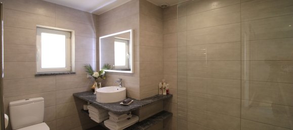 4 Schlafzimmer Villa in Faro, Portugal, Nr. 106799 13