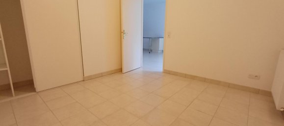 1 bedroom Apartment in Epernon, France No. 258906 9